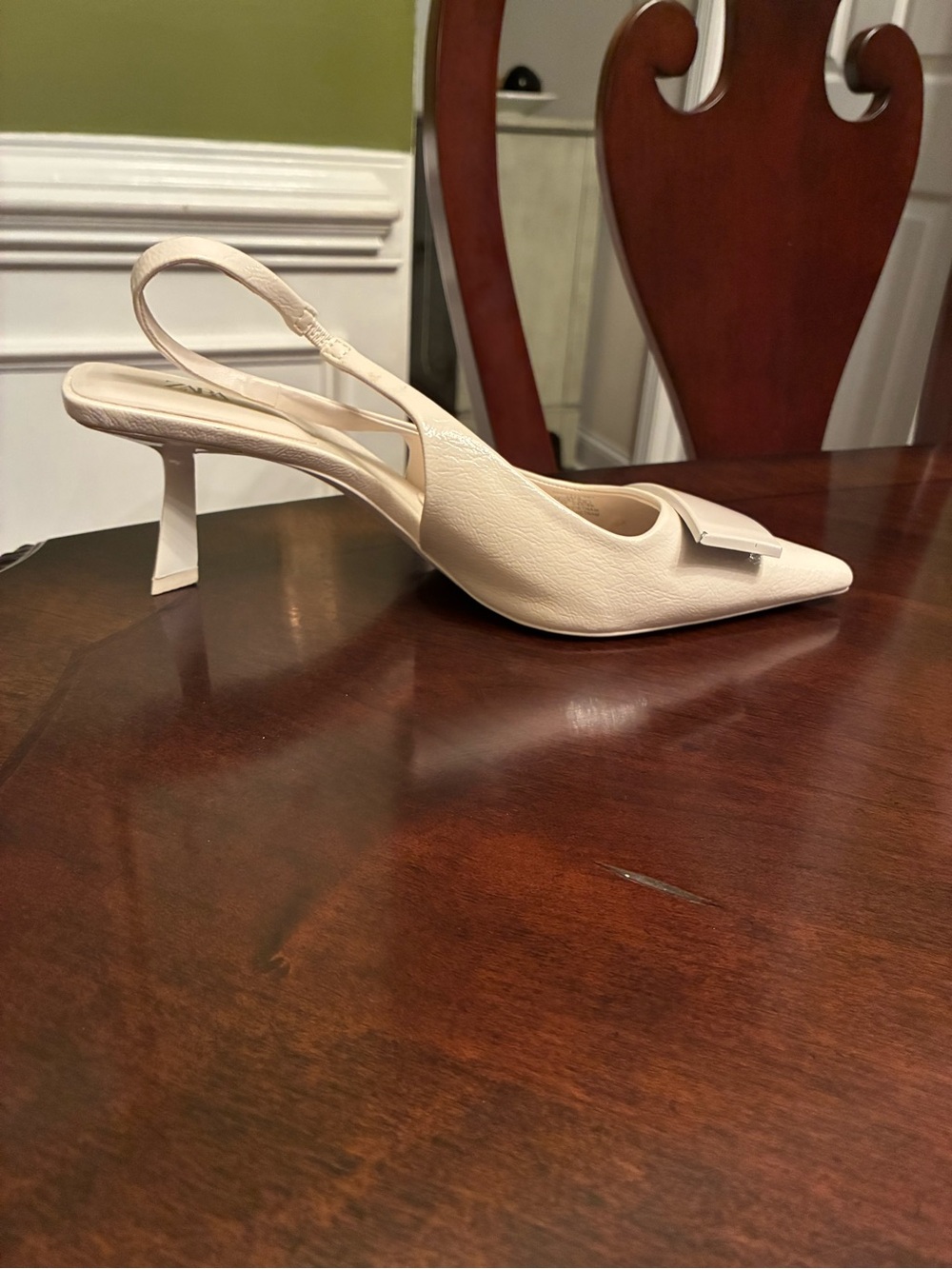 Zara Winter White Classic Slingback Wedding Formal Unique heel With Metal Design